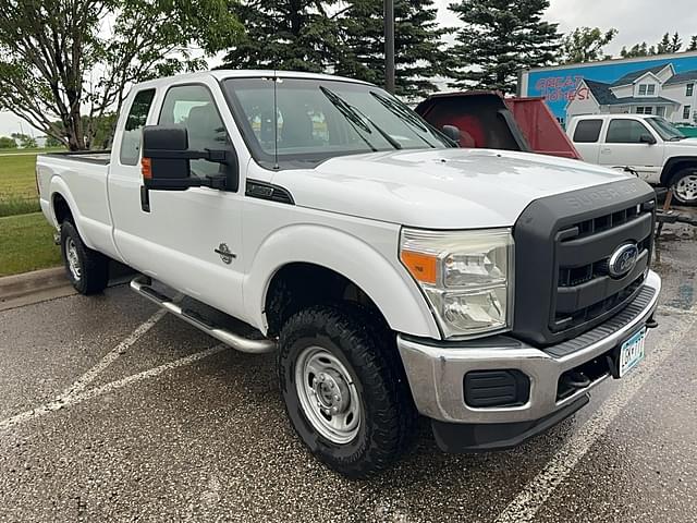 Image of Ford F-250 equipment image 2