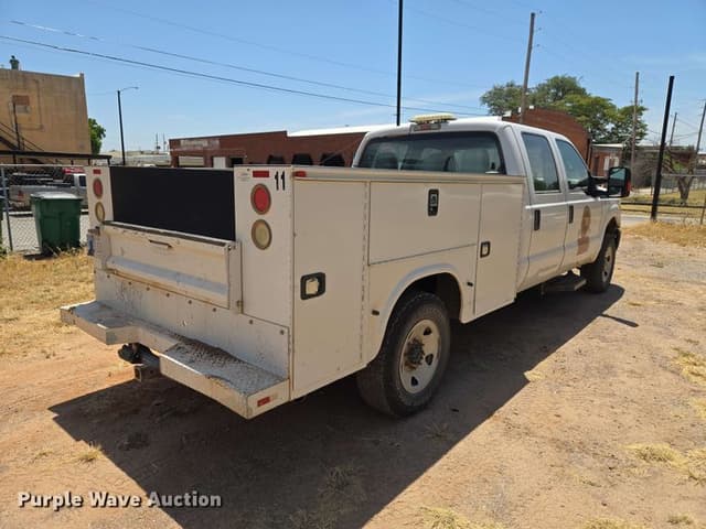 Image of Ford F-250 equipment image 4
