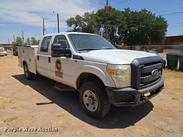Image of Ford F-250 equipment image 2