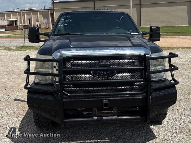 Image of Ford F-250 equipment image 1