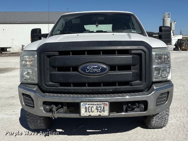 Image of Ford F-250 equipment image 1