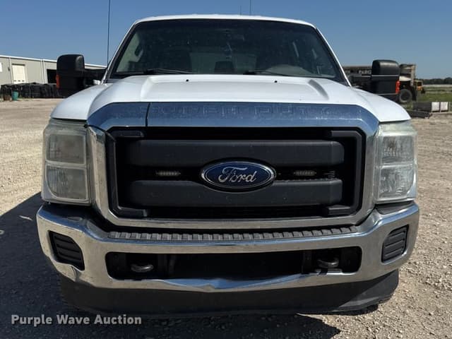 Image of Ford F-250 equipment image 1