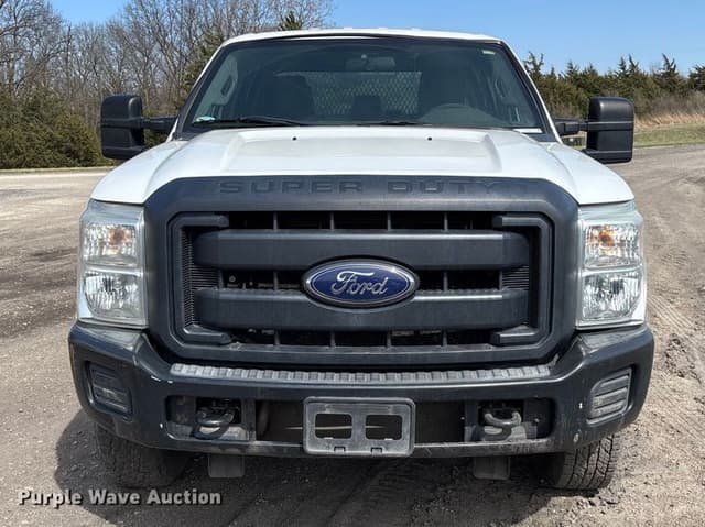 Image of Ford F-250 equipment image 1