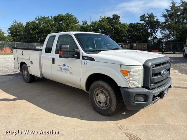 Image of Ford F-250 equipment image 2