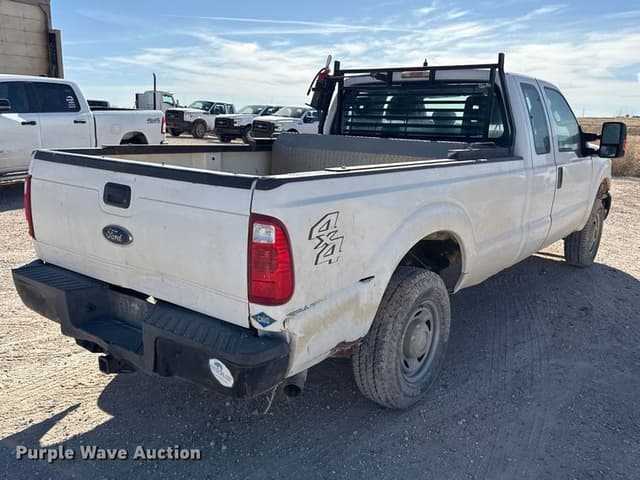 Image of Ford F-250 equipment image 4