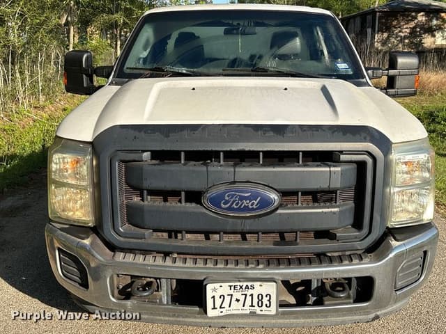 Image of Ford F-250 equipment image 1