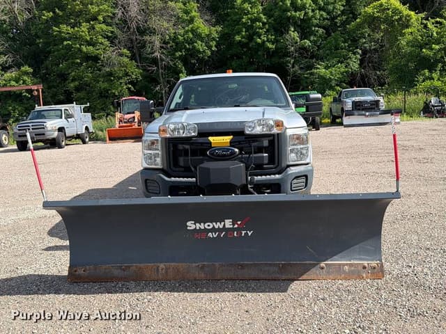 Image of Ford F-250 equipment image 1