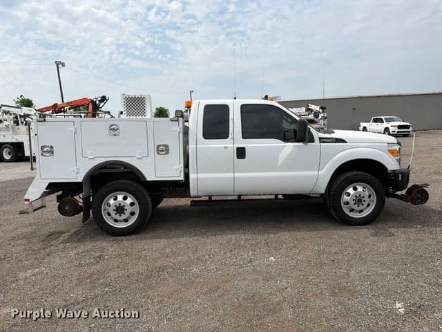 Image of Ford F-250 equipment image 3