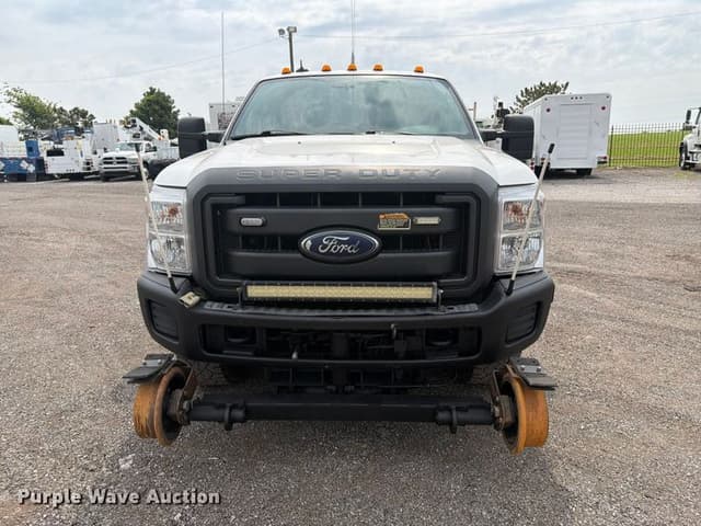 Image of Ford F-250 equipment image 1