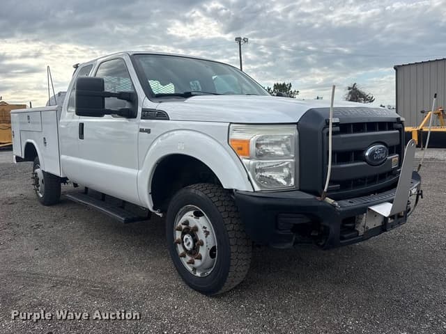 Image of Ford F-250 equipment image 2