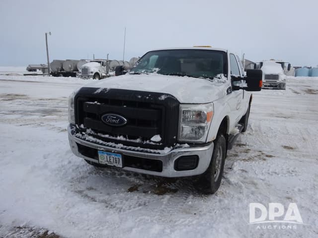 Image of Ford F-250 equipment image 2