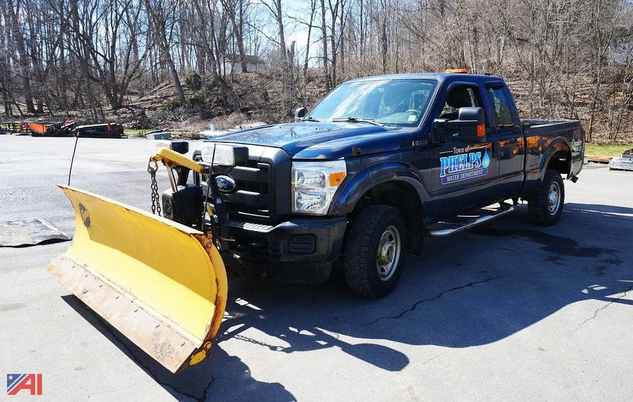 2015 Ford F-250 Equipment Image0