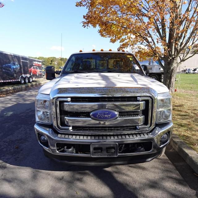 Image of Ford F-250 equipment image 3