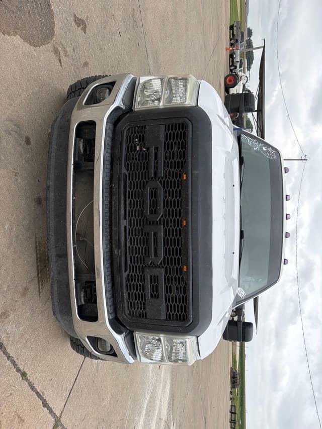 Image of Ford F-250 equipment image 1