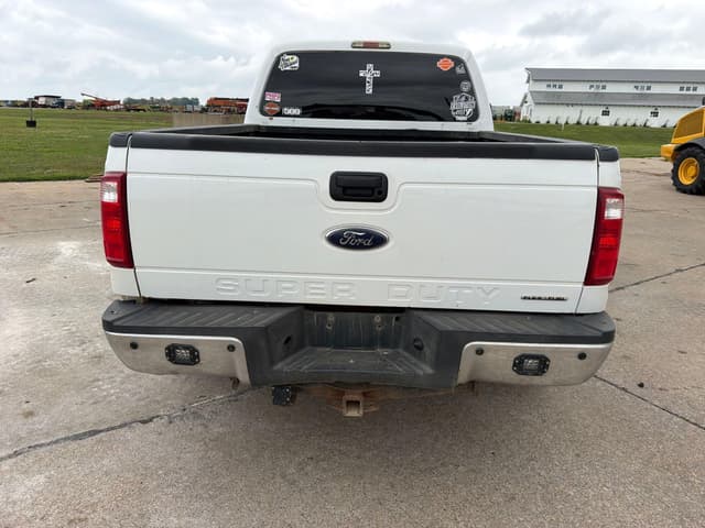 Image of Ford F-250 equipment image 4