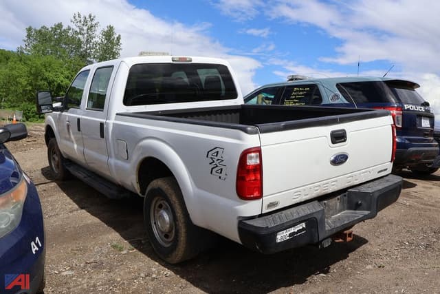 Image of Ford F-250 equipment image 3