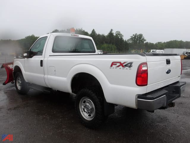 Image of Ford F-250 equipment image 2