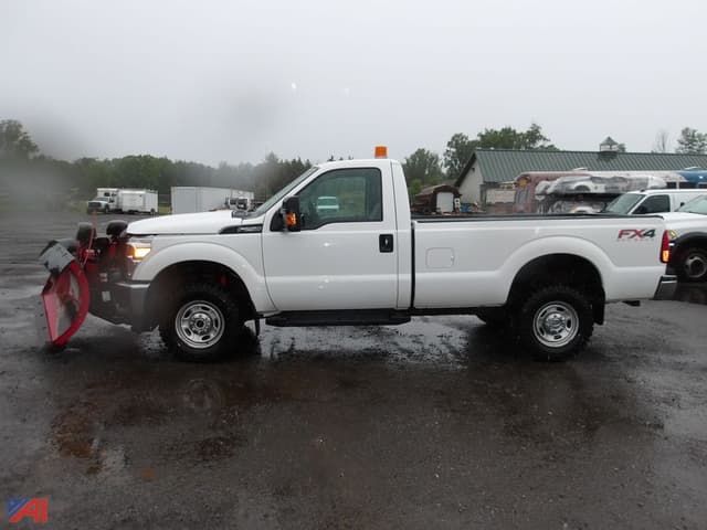 Image of Ford F-250 equipment image 1