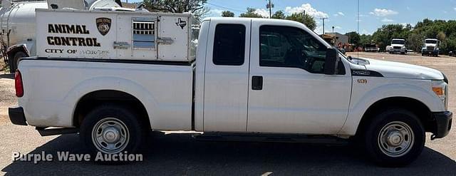 Image of Ford F-250 equipment image 3