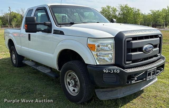 Image of Ford F-250 equipment image 2
