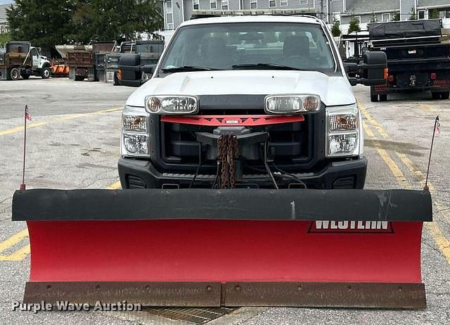 Image of Ford F-250 equipment image 1