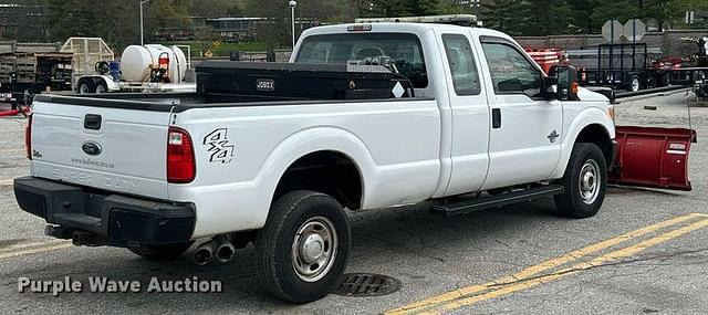 Image of Ford F-250 equipment image 4