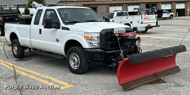 Image of Ford F-250 equipment image 2
