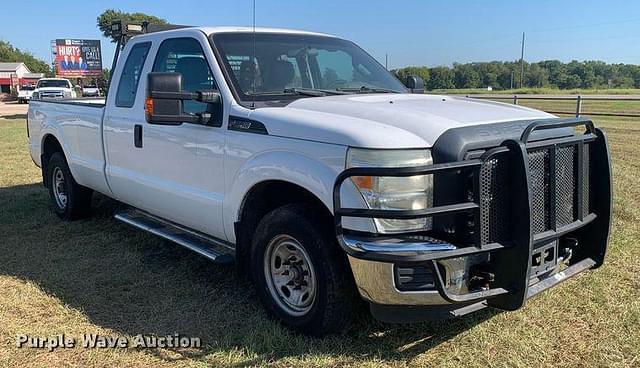 Image of Ford F-250 equipment image 2