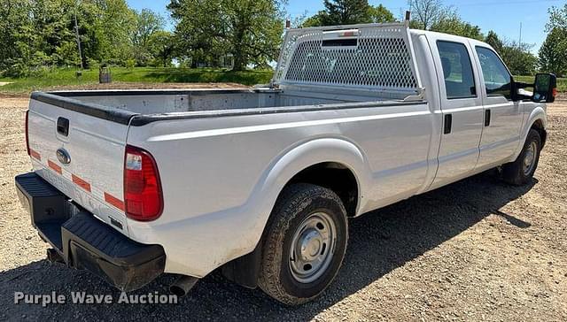 Image of Ford F-250 equipment image 4