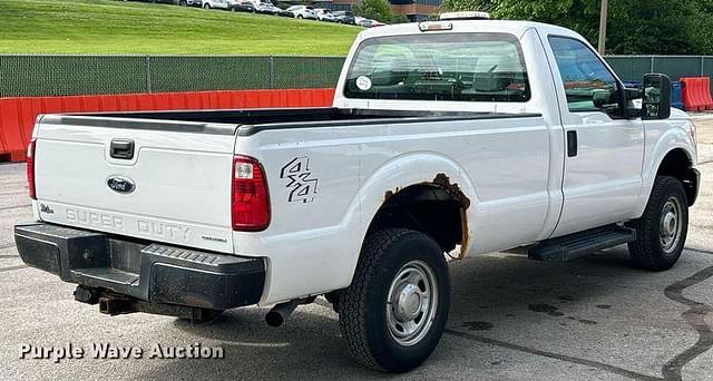 Image of Ford F-250 equipment image 4