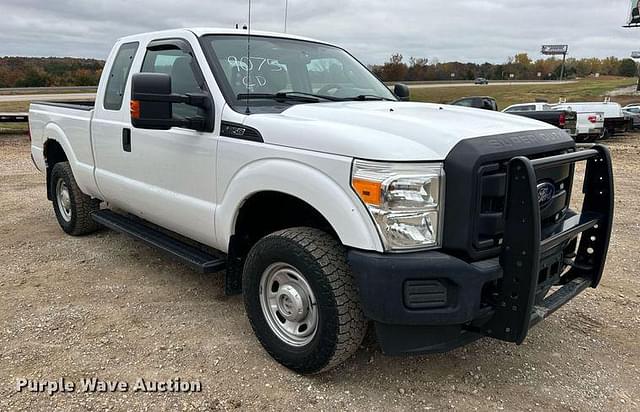 Image of Ford F-250 equipment image 1