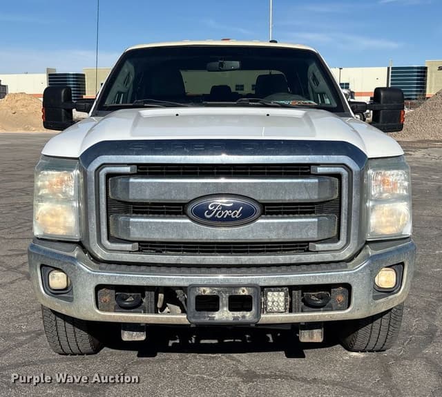 Image of Ford F-250 equipment image 1
