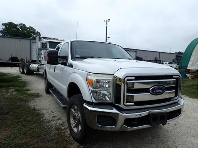 Image of Ford F-250 equipment image 2