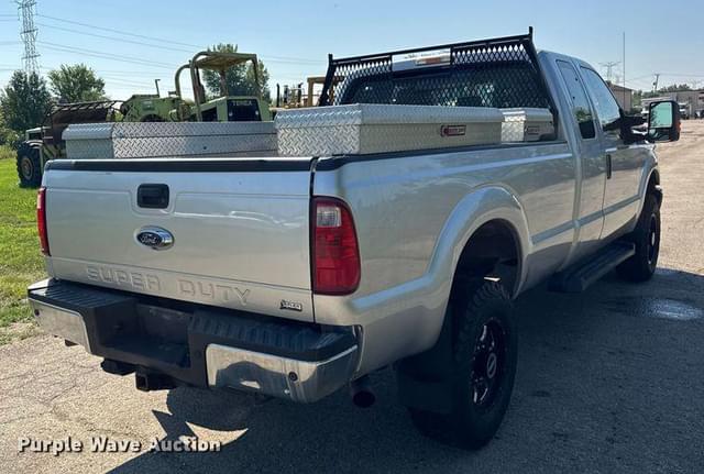 Image of Ford F-250 equipment image 4