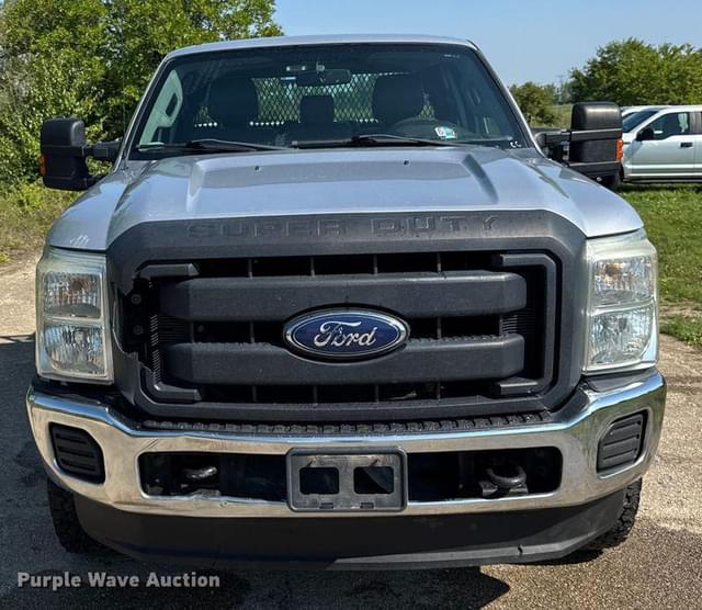 Image of Ford F-250 equipment image 1