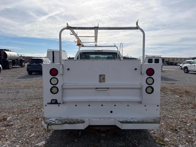 Image of Ford F-250 equipment image 4