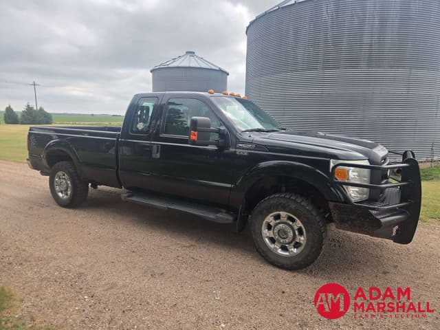 Image of Ford F-250 equipment image 1