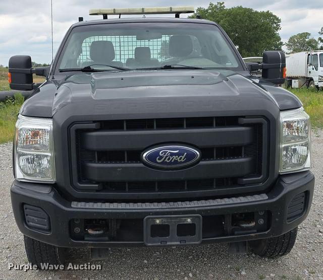 Image of Ford F-250 equipment image 1