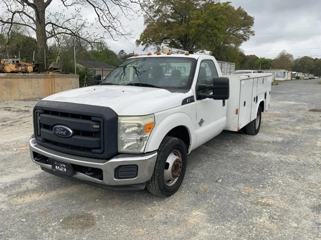 Image of Ford F-350 Primary image