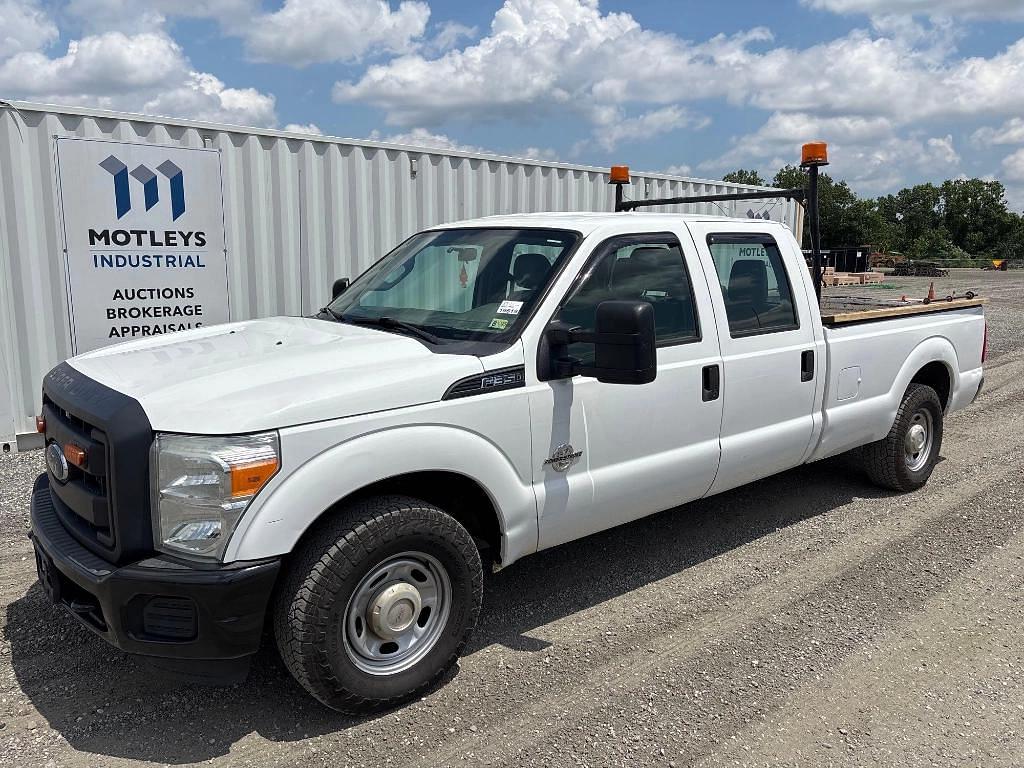 Image of Ford F-350 Primary image