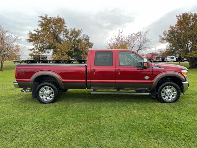 Image of Ford F-350 equipment image 3