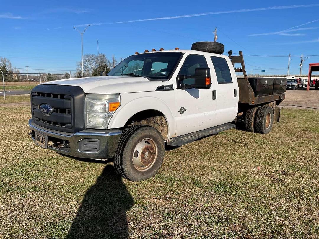 Image of Ford F-350 Primary image