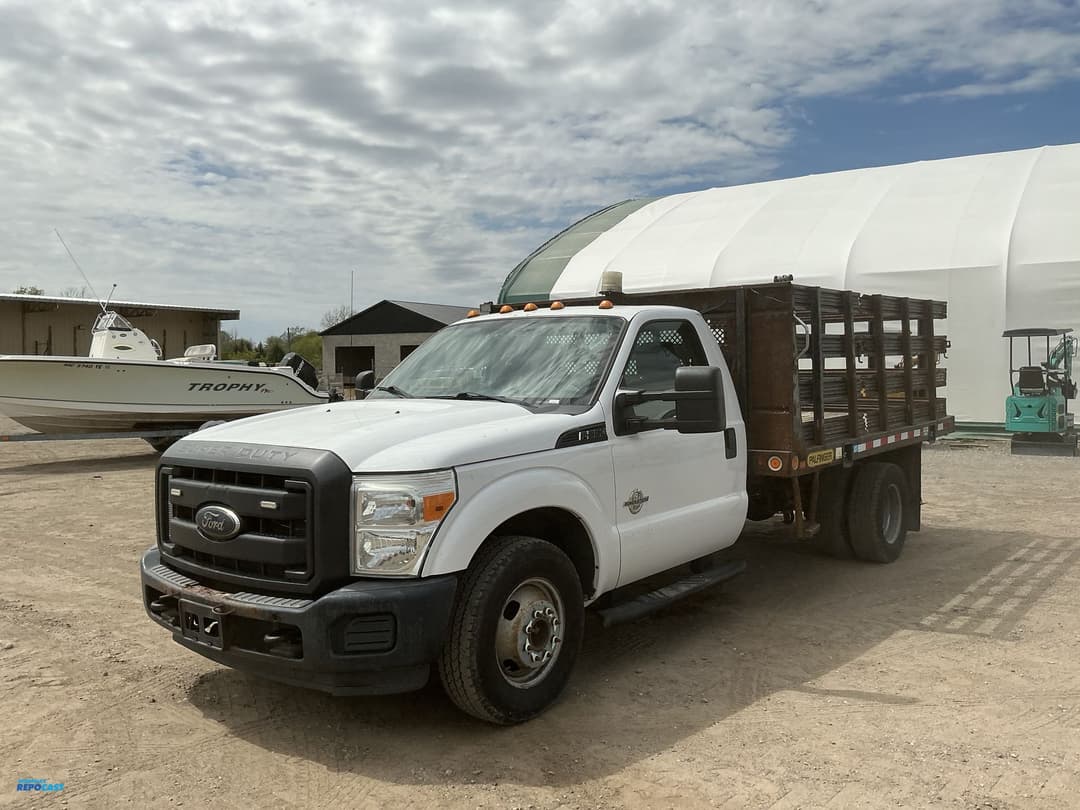 Image of Ford F-350 Primary image