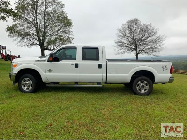 Image of Ford F-350 equipment image 2