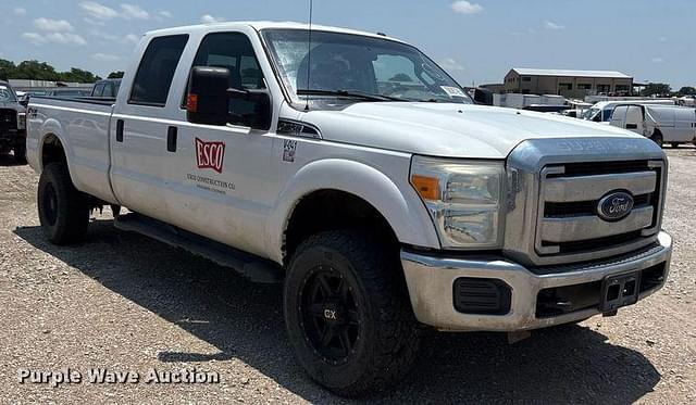 Image of Ford F-350 equipment image 2