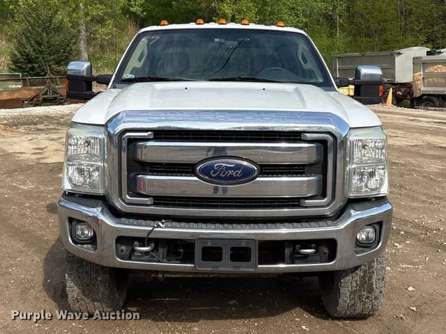 Image of Ford F-350 equipment image 1