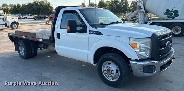 Image of Ford F-350 equipment image 2
