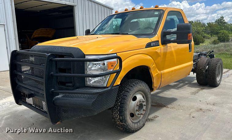 Image of Ford F-350 Primary image