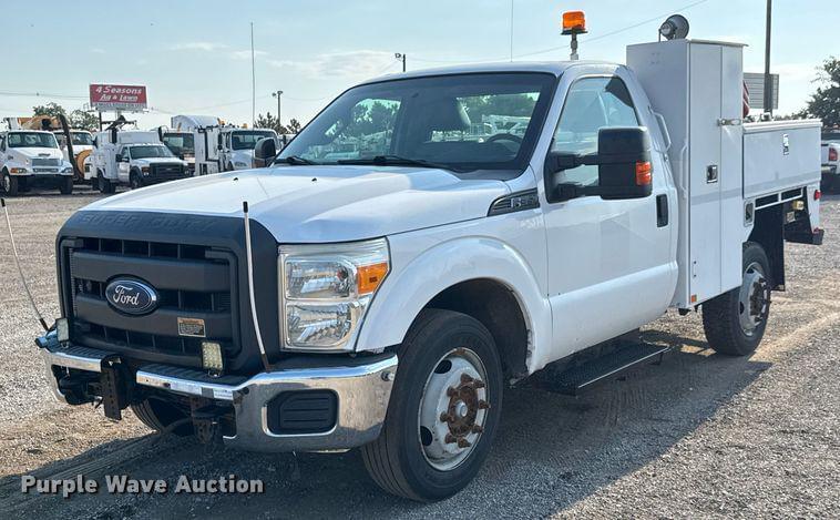 Image of Ford F-350 Primary image