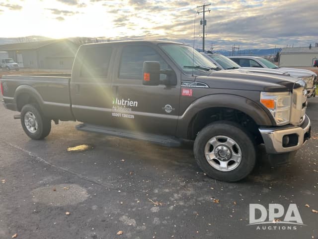 Image of Ford F-350 equipment image 1